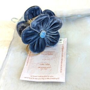 VELVET Flower Claw Clip. BLUE Curried Myrrh
